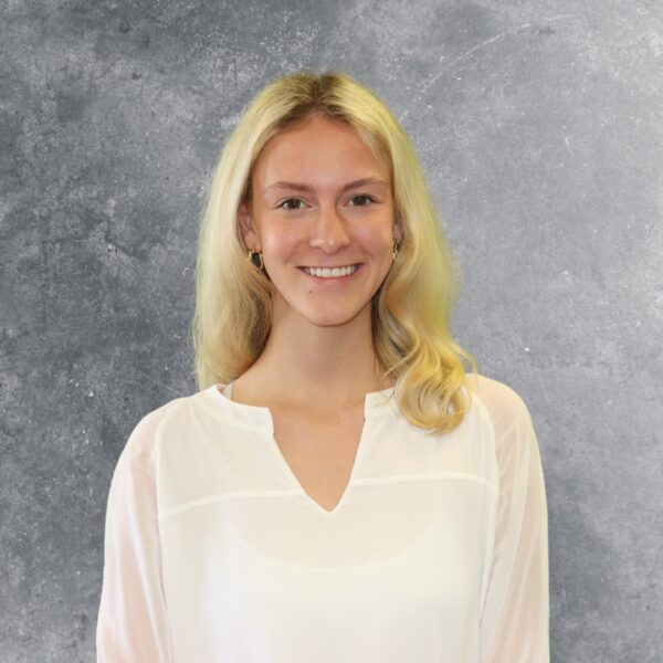 background headshot (6) background headshot (6)